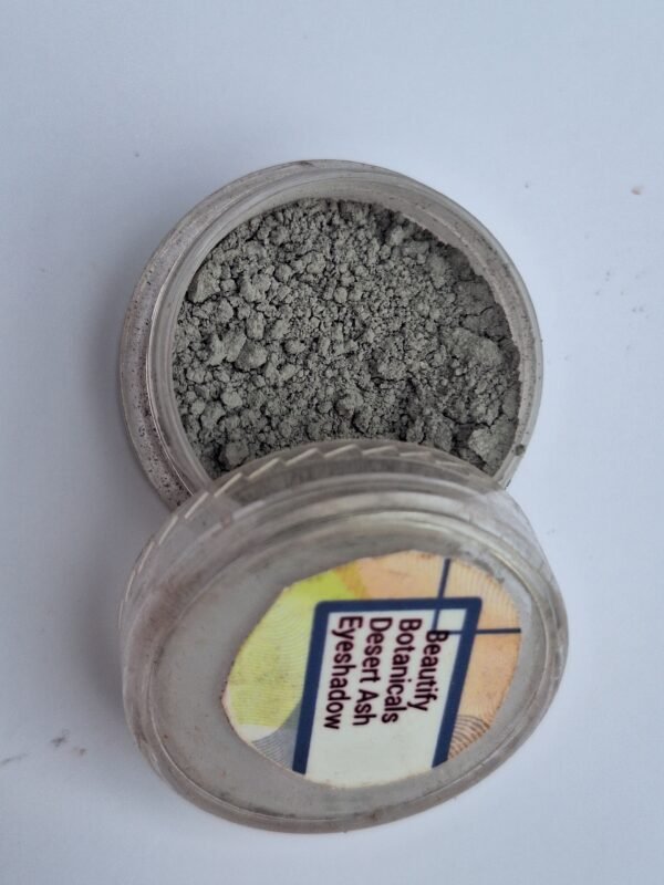 20251120_125506 Desert Ash Eyeshadow