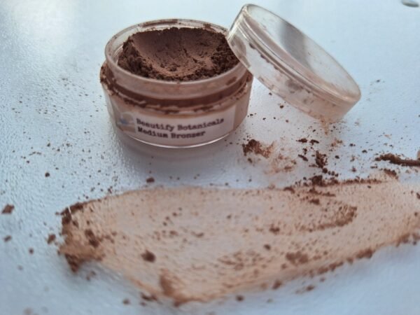 20251120_102835 Medium Bronzer